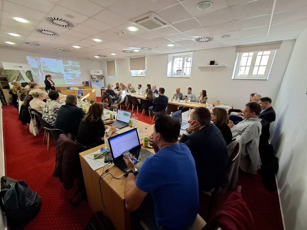 20251106 114810 resized