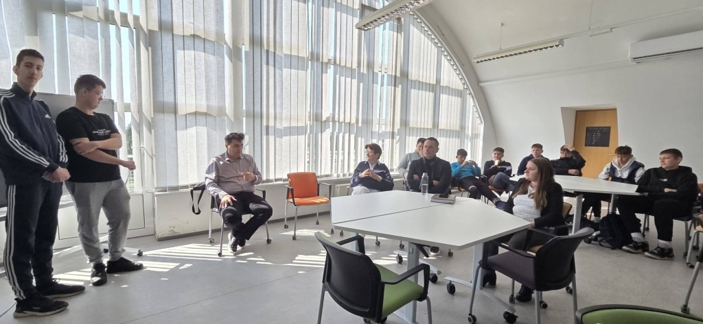 656813360 1802665624382837 4937292361297160599 n