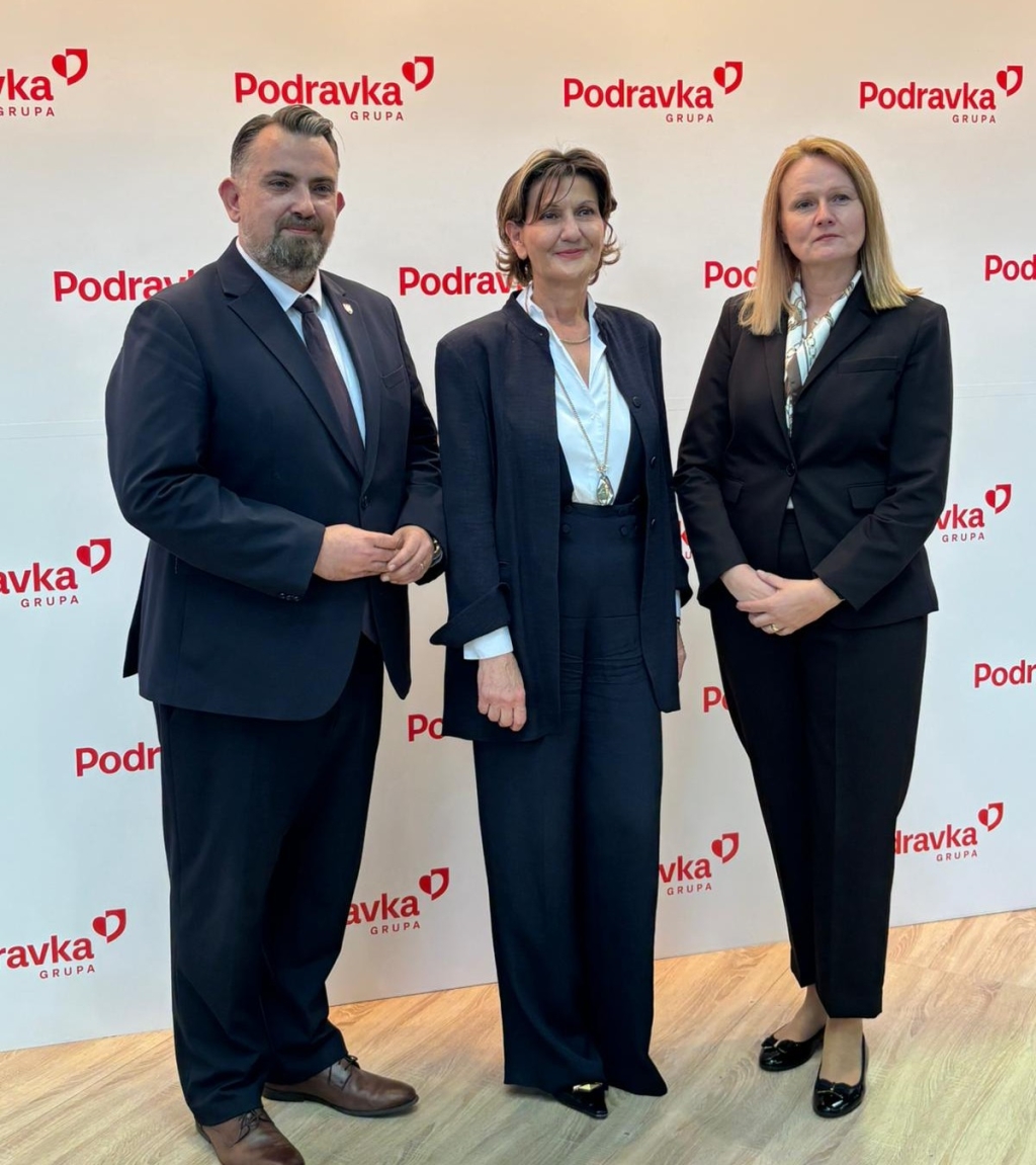 c70a2efa c0ad 41f7 8c78 070b2b7f14c8