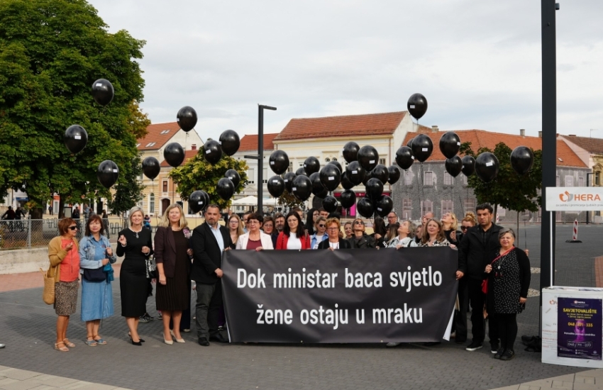 Javnom akcijom u Koprivnici obilježen Nacionalni dan borbe protiv nasilja nad ženama