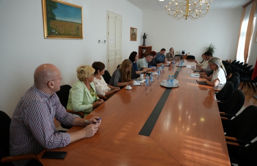 Uoči Dječjeg tjedna sastao se Koordinacijski odbor projekta „Koprivničko-križevačka županija – prijatelj djece“