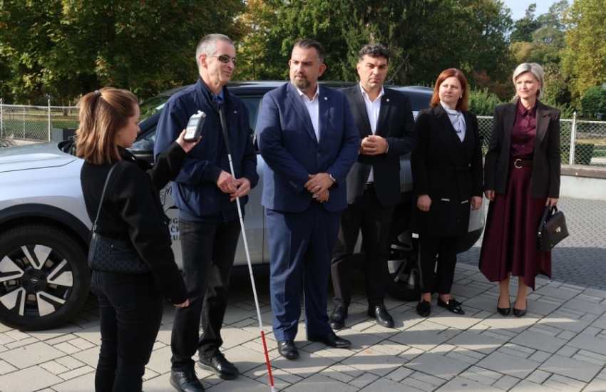 Povodom Međunarodnog dana bijelog štapa predstavljeno vozilo Udruge slijepih čiju je nabavu sufinancirala Županija
