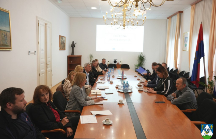 Predstavljen projekt „Energetska obnova sjedišta javnih ustanova KKŽ na Florijanskom trgu u Koprivnici“