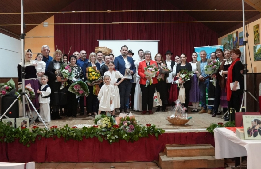 Promocija knjige „Čuvari običaja i baštine“ okupila ljubitelje tradicije