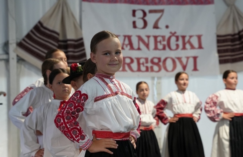 Proslava tradicije i kulture na 37. Ivanečkim kresovima