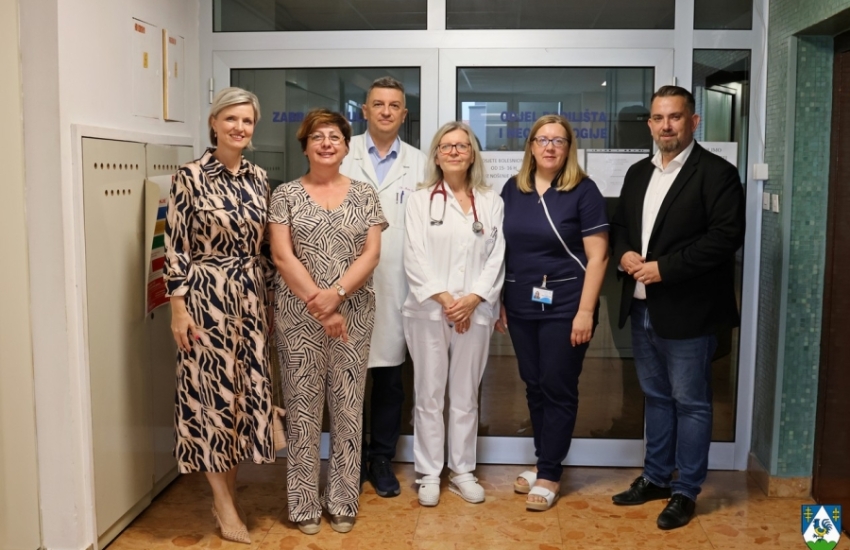 Župan Golubić u radnom posjetu bolnici – osigurana nova oprema za kvalitetniju skrb o najmlađim pacijentima