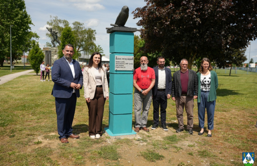 Đelekovec dobio spomenik posvećen ptici bregunici