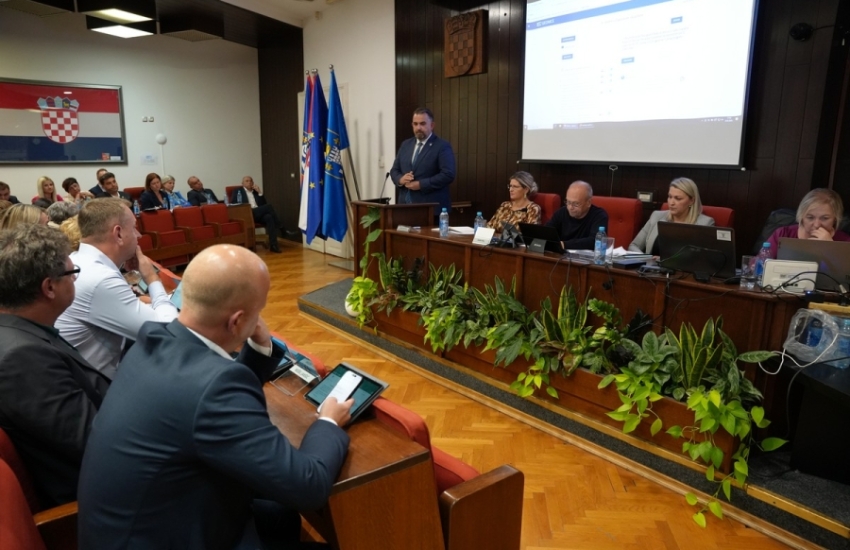 Održana 8. sjednica Županijske skupštine - usvojene odluke važne za financijsko upravljanje, energetsku učinkovitost, turizam, socijalnu skrb, digitalizaciju, civilno društvo i razvoj infrastrukture