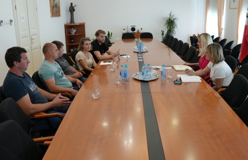 Održan radni sastanak s predstavnicima uzgajivača simentalskog goveda