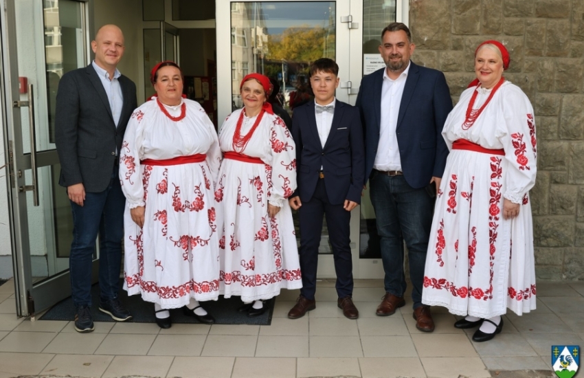 Manifestacija "KUD Srce i prijatelji" oduševila posjetitelje bogatstvom tradicijske kulture