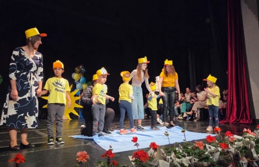 Uz veselje i pjesmu COOR Podravsko sunce proslavilo 62. rođendan