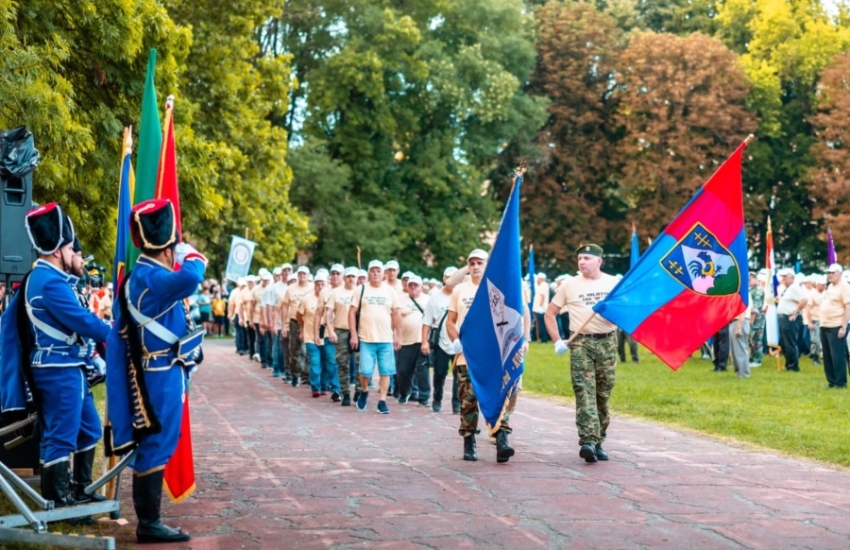 Pripadnici 13.PO trd na obilježavanju 30. obljetnice VRO OLUJA u Karlovcu