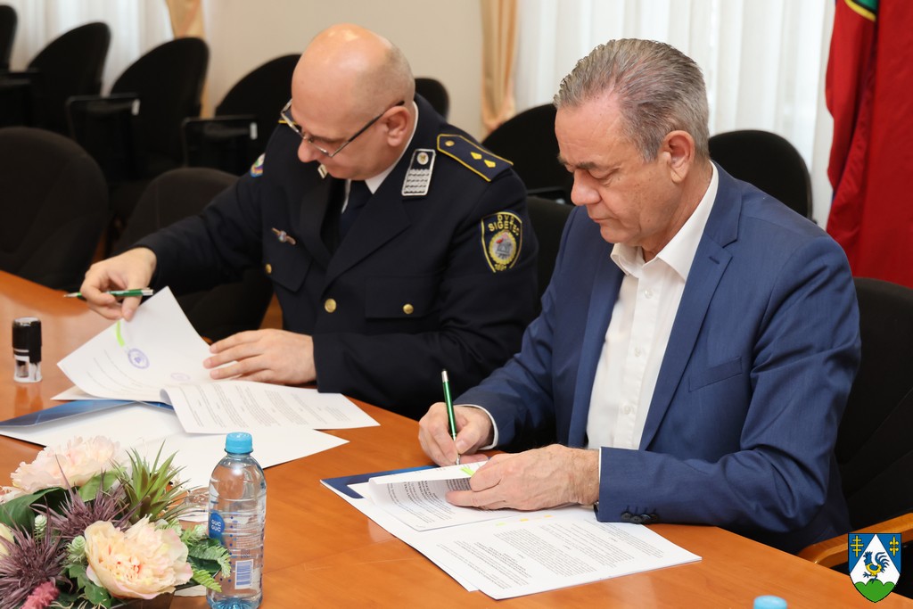 Potpisivanje ugovora VZ KKŽ i HGSS 12