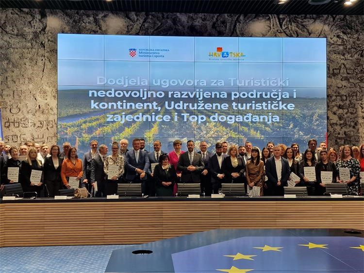 Dodjela ugovora Turisticke zajednice TOP dogadanja 3