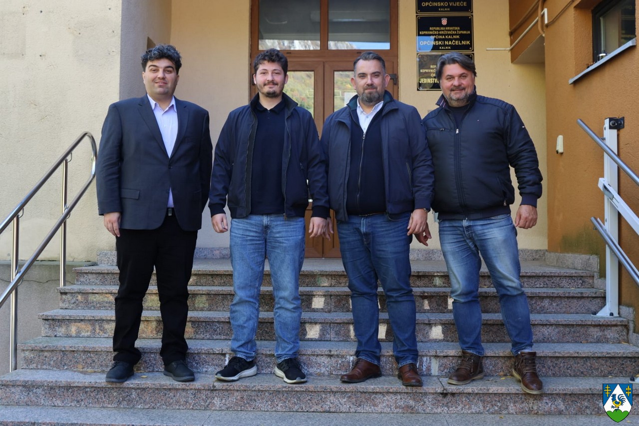 WhatsApp Image 2025 10 28 at 16.27.03