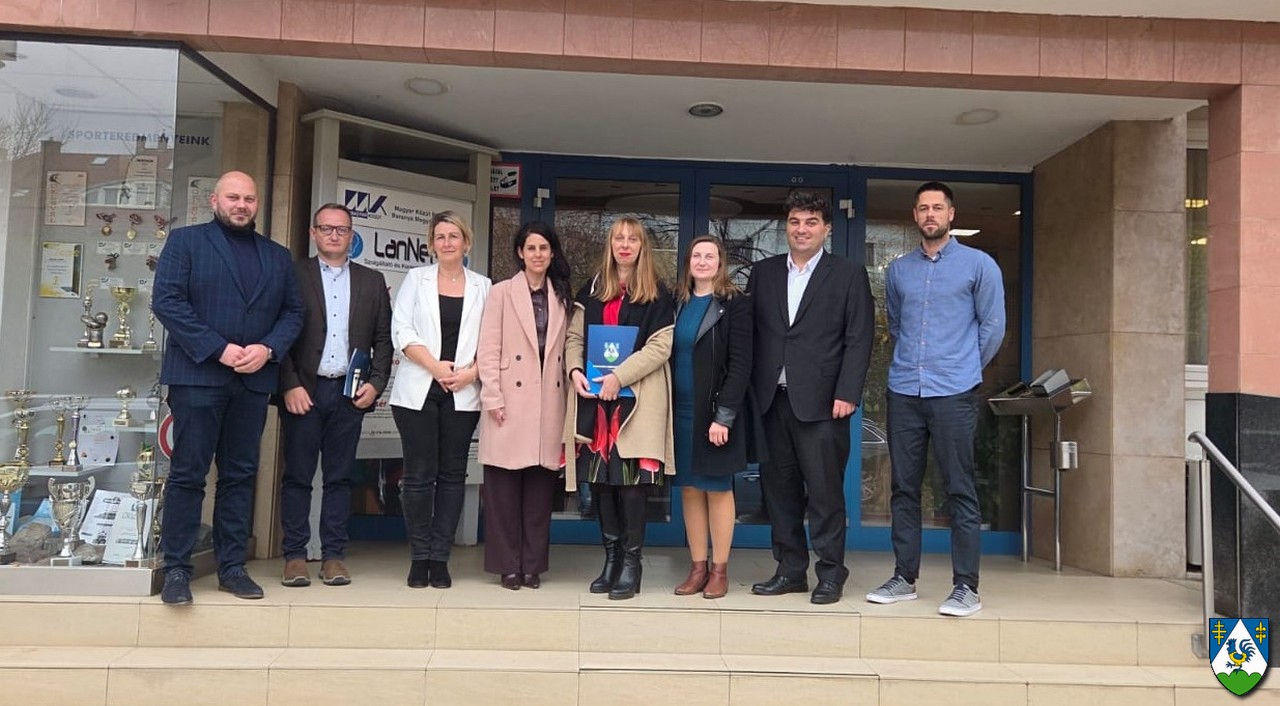 18c3c468 55e5 4306 b60c d81e3938ff28