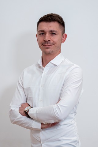 Petar Dombaj