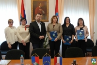 Za pružanje usluge pomoći u kući starijim osobama osigurano više od 400 tisuća</div>...							</div>
											</li>
																													<li>
													<h3 class=