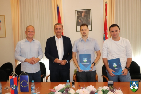 Potpisan Ugovor za izradu projektno-tehničke dokumentacije za izgradnju Srednje škole Koprivnica
