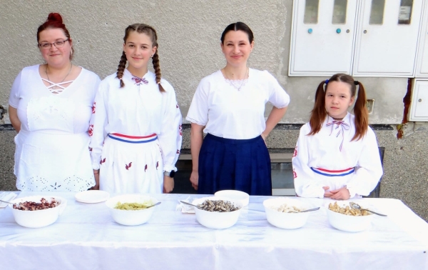 U Peterancu održana tradicionalna manifestacija Mudlinijada