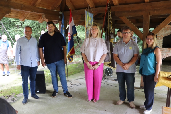 Održani tradicionalni “Pčelarski razgovori” Pčelarske udruge “Lipa”