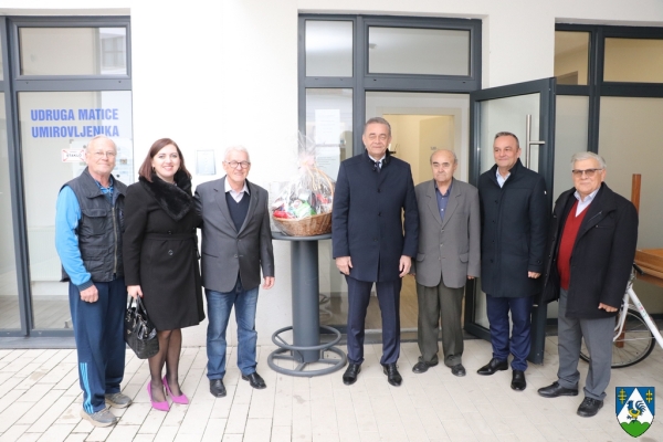 Župan i suradnici posjetili Udrugu Matice umirovljenika Koprivnica