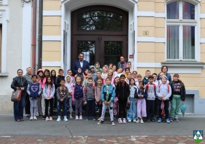Učenici Osnovne škole Drnje posjetili Županijsku upravu